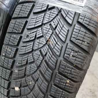 Zimné pneumatiky 225/65 R17 GOODYEAR DOT4221 - 2