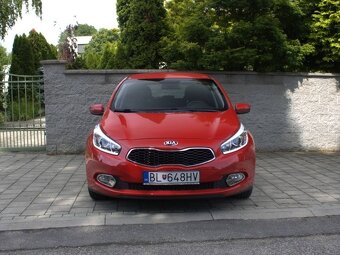 Kia ceed 1,4 cvvt 73kw 6m MY2015 GOLD - 2