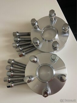 Rozširovacie podložky 5x112, 15mm (VW,Audi,Škoda) - 2