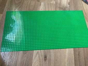 Lego zbierka vo vedierku s podložkou, Originál Lego vedierko - 2