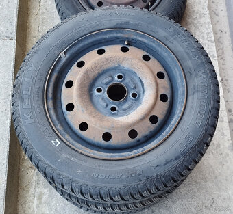 Predám zimné pneumatiky 165/70 R14 - 2