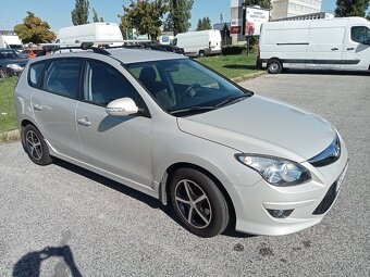 Hyundai i30 kombi - 2