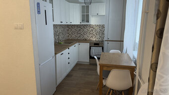 TOP PONUKA  - Na predaj: 2i byt po rekonštrukcii Valaská - 2