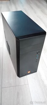 Pc a monitor - 600 euro - 2