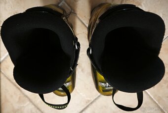 Predám lyžiarky Rossignol Alias 100 255mm - 2