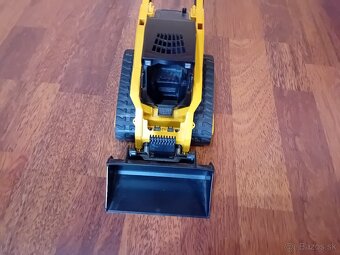 Bruder caterpillar - 2