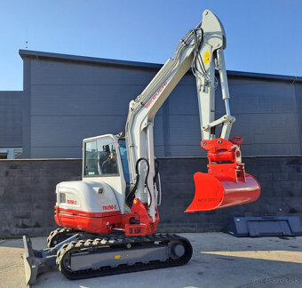 TAKEUCHI TB250 DIESEL - 2
