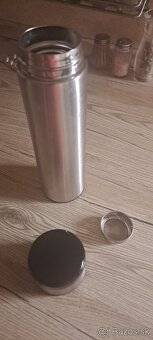 Termoska s teplotnym cidlom + menšia termoska nové - 2