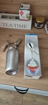 Flaša na šľahačku antikorová - 2