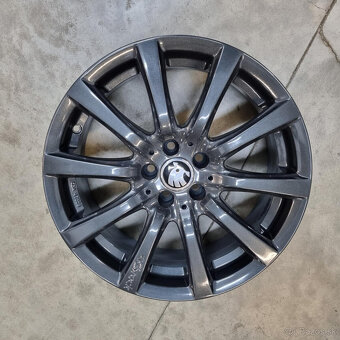 Disky 5x100 R17 7,5J ET35 - 2