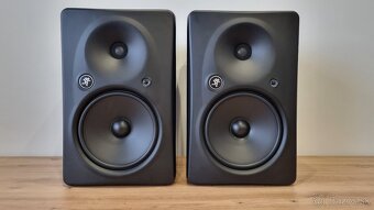 Mackie hr824 mk2 - 2