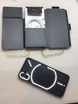 NOTHING PHONE 1 • 128 GB - 2
