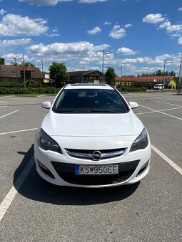 Opel Astra Sports Tourer 1,7 Eco flex - 2