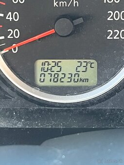 Nissan Almera 1.5 Acenta - 2