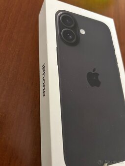 Predám iPhone 16 128g Black - 2