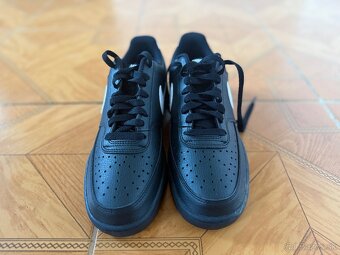Nike - 2