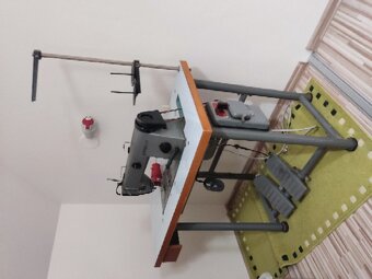 Priemyselny šijaci stroj - 2