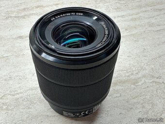 Sony 28-70mm f/3.5-5.6 OSS Sony E-mount - 2