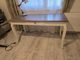 dreveny stol v provens style - 2