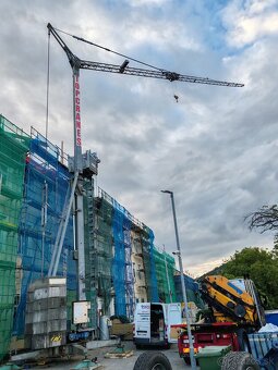 Samo skladaci stavebný žeriav na diaľkové ovládanie - 2