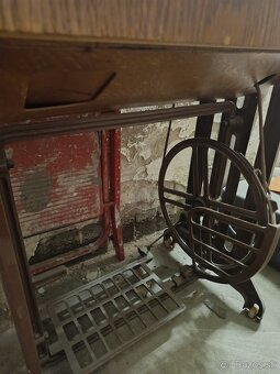 Predám šijací stroj - 2