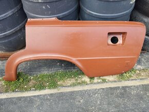 Fiat 125 p - blatník zadny - 2