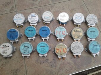 Rôzne motorčeky . - 2