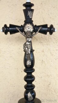 Starožitný sakrálny kríž - 2