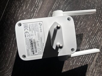 TP-Link TL-WA855RE extender - 2