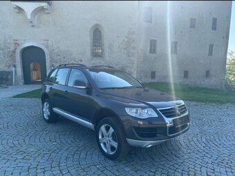 Volkswagen Touareg 3.0 tdi - 2