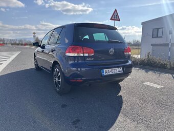 Volkswagen Golf 1.6 TDI Premium Trendline - 2