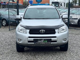 Toyota RAV4 2.2 D-4D 135 Terra - 2