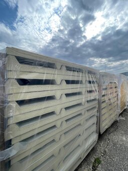 Sendvičove PUR panely, PVC fólia a trapez- ZĽAVA - 2