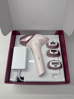 Philips Lumea IPL Hair Removal 9900 - 2