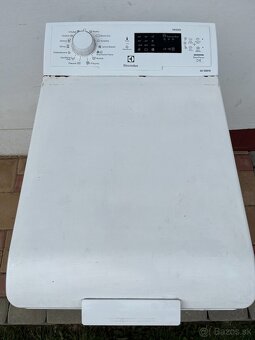 Predám práčku Electrolux na náhradné diely - 2