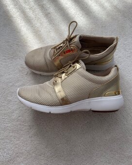 Michael Kors - 2