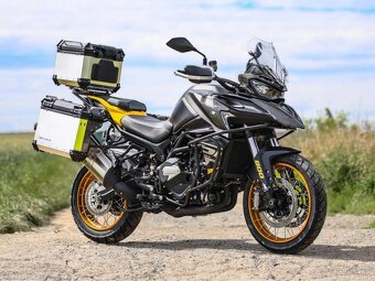 QJMotor SRT 900 SX - 2