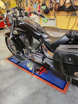 Predám Honda VTX 1300 - 2