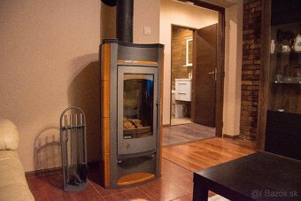 Prenajmem zariadený 3 izbový byt s pozemkom a von. posedením - 2