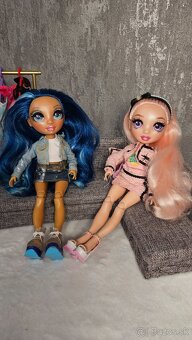 Bábiky RAINBOW HIGH – sada 2 kusov + doplnky - 2