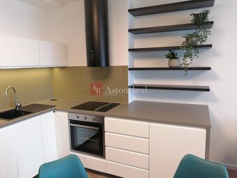 Prenájom:2 - izbový byt 68 m2 v Martine Centre Zariadený - 2