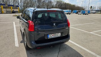 Peugeot 5008 - 2