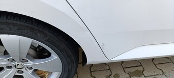 Škoda Superb combi,1/2016,LK,prvý,SR,119000,ťažné,110kW,A6 - 2
