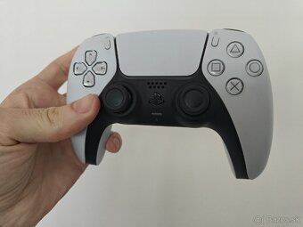 PS5 Dualsense - 2