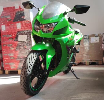 Kawasaki Ninja 250R 2010 - Nová STK na 4 roky - 2