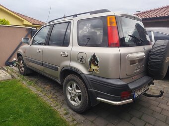 Predám HONDA CR-V 2.0 benzín 94 kW r.v.1998 - 2