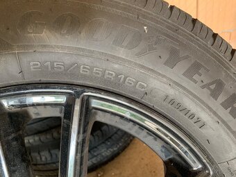 Predam letne pneumatiky GoodYear 215 65 r16C - 2