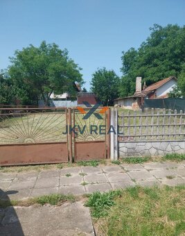 Stavebný pozemok na predaj v obci Trávnica - 2