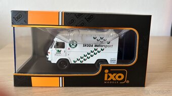 Avia A21 Furgon Škoda Rallye Team assistance 1993 IXO 1/43 - 2
