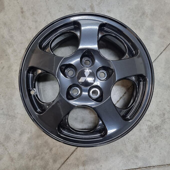 Mitsubishi disky 5x114,3 R16 6J ET45 - 2